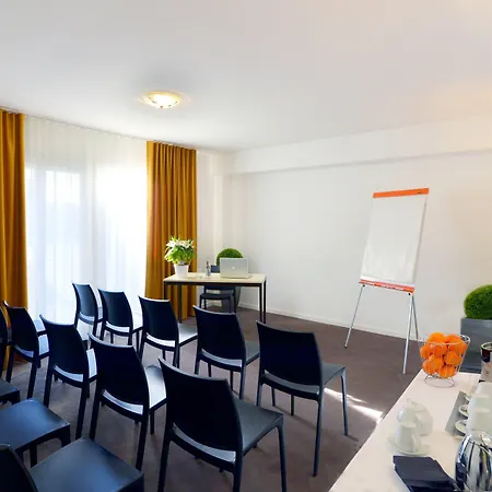 The Originals City, Le Beaujoire, - En Face Du Parc Des Expositions Et Face Au Stade Beaujoire Hotel