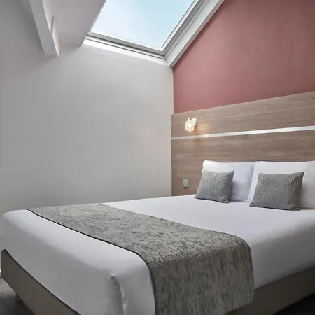 Hotel The Originals City, Le Beaujoire, - En Face Du Parc Des Expositions Et Face Au Stade Beaujoire Nantes