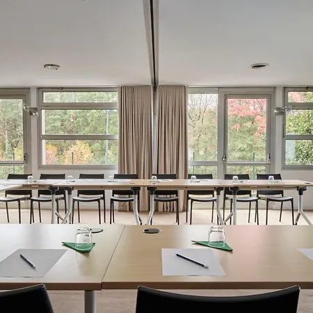 Hotel The Originals City, Le Beaujoire, - En Face Du Parc Des Expositions Et Face Au Stade Beaujoire