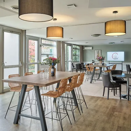 Hotel The Originals City, Le Beaujoire, - En Face Du Parc Des Expositions Et Face Au Stade Beaujoire