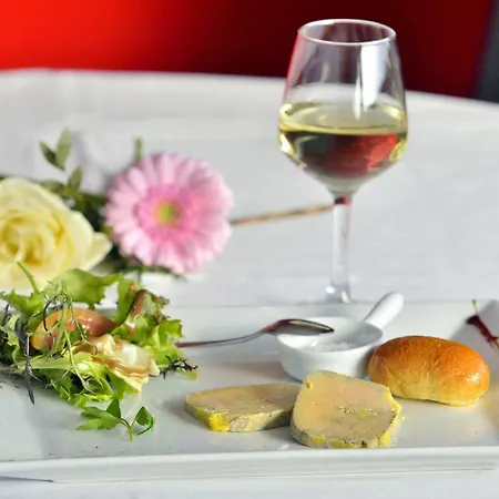 Hotel The Originals City, Le Beaujoire, - Parc Expo Et Stade Beaujoire 3*