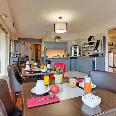 Hotel The Originals City, Le Beaujoire, 3*