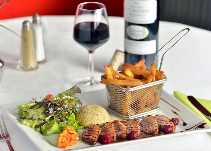 Hotel The Originals City, Le Beaujoire, - En Face Du Parc Des Expositions Et Face Au Stade Beaujoire Nantes