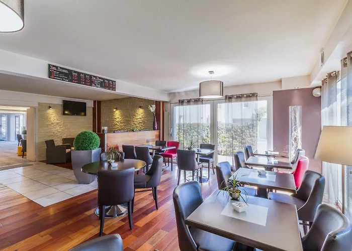 The Originals City, Le Beaujoire, - En Face Du Parc Des Expositions Et Face Au Stade Beaujoire Hotel Nantes