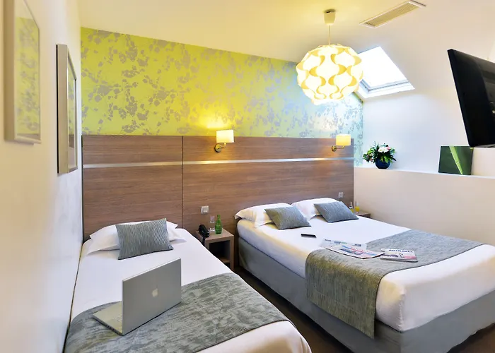 Hotel The Originals City, Le Beaujoire, - En Face Du Parc Des Expositions Et Face Au Stade Beaujoire 3*