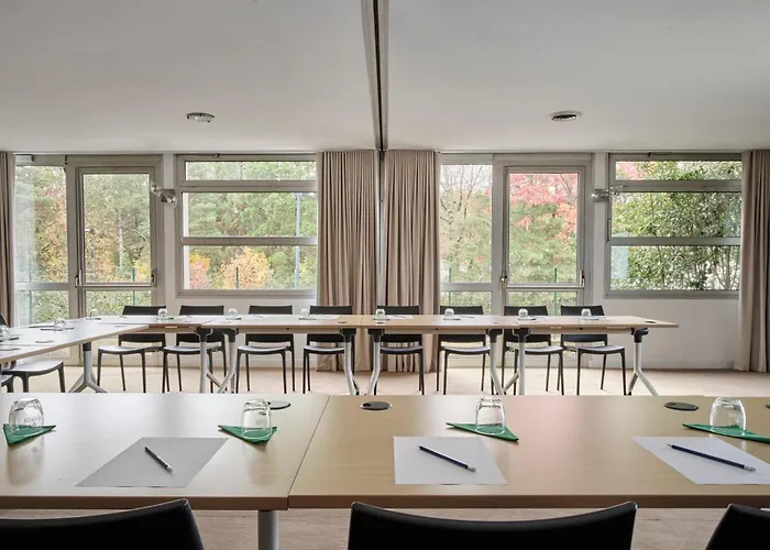 Hotel The Originals City, Le Beaujoire, - En Face Du Parc Des Expositions Et Face Au Stade Beaujoire