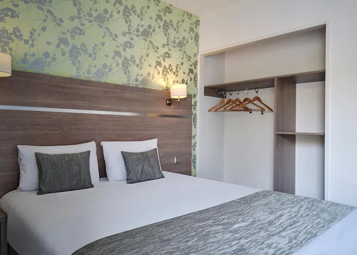 Hotel The Originals City, Le Beaujoire, - En Face Du Parc Des Expositions Et Face Au Stade Beaujoire 3*