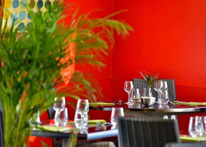 Hotel The Originals City, Le Beaujoire, - En Face Du Parc Des Expositions Et Face Au Stade Beaujoire